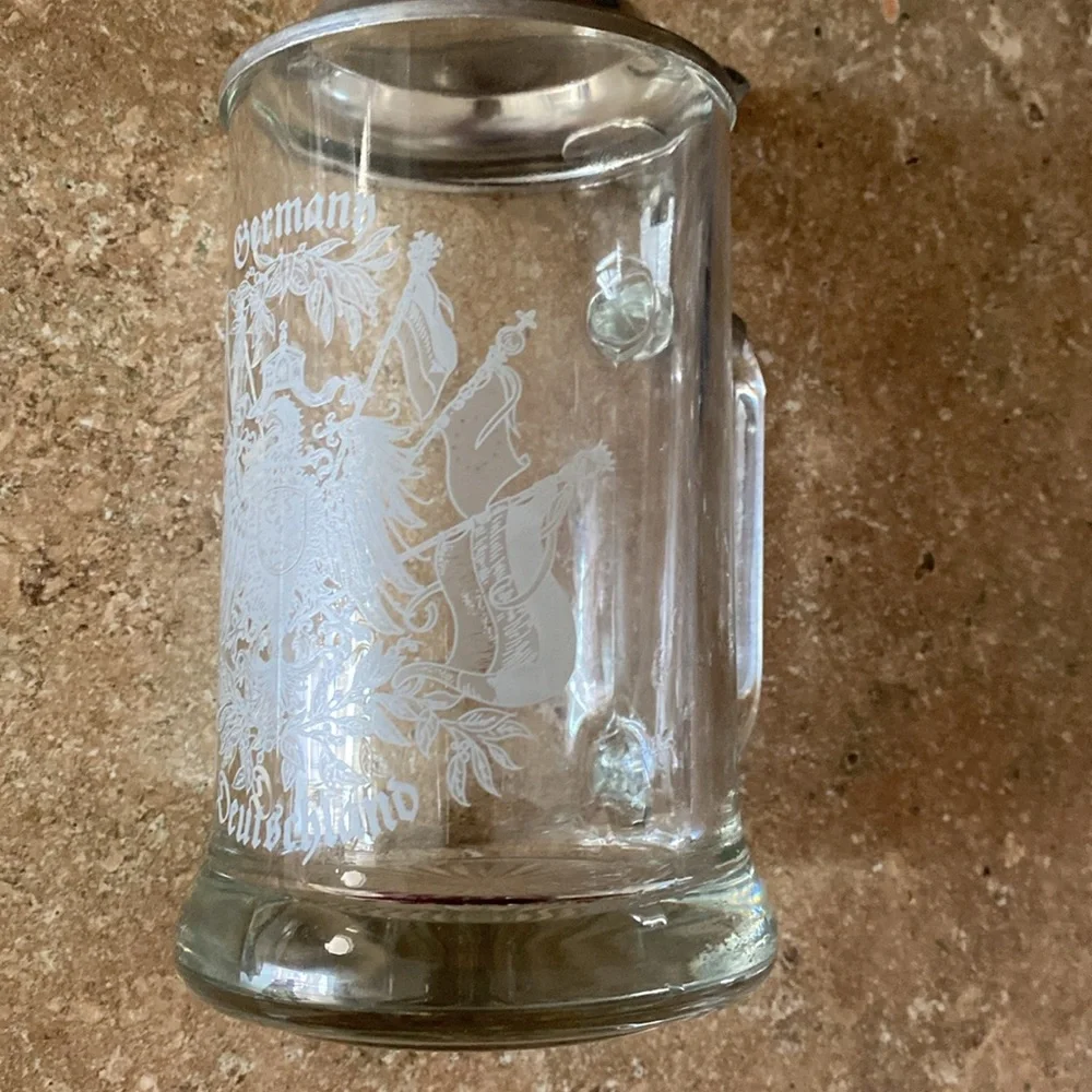 Zinn Beer Stein 95% pewter silver lid. Made in Germany. Hand cut design